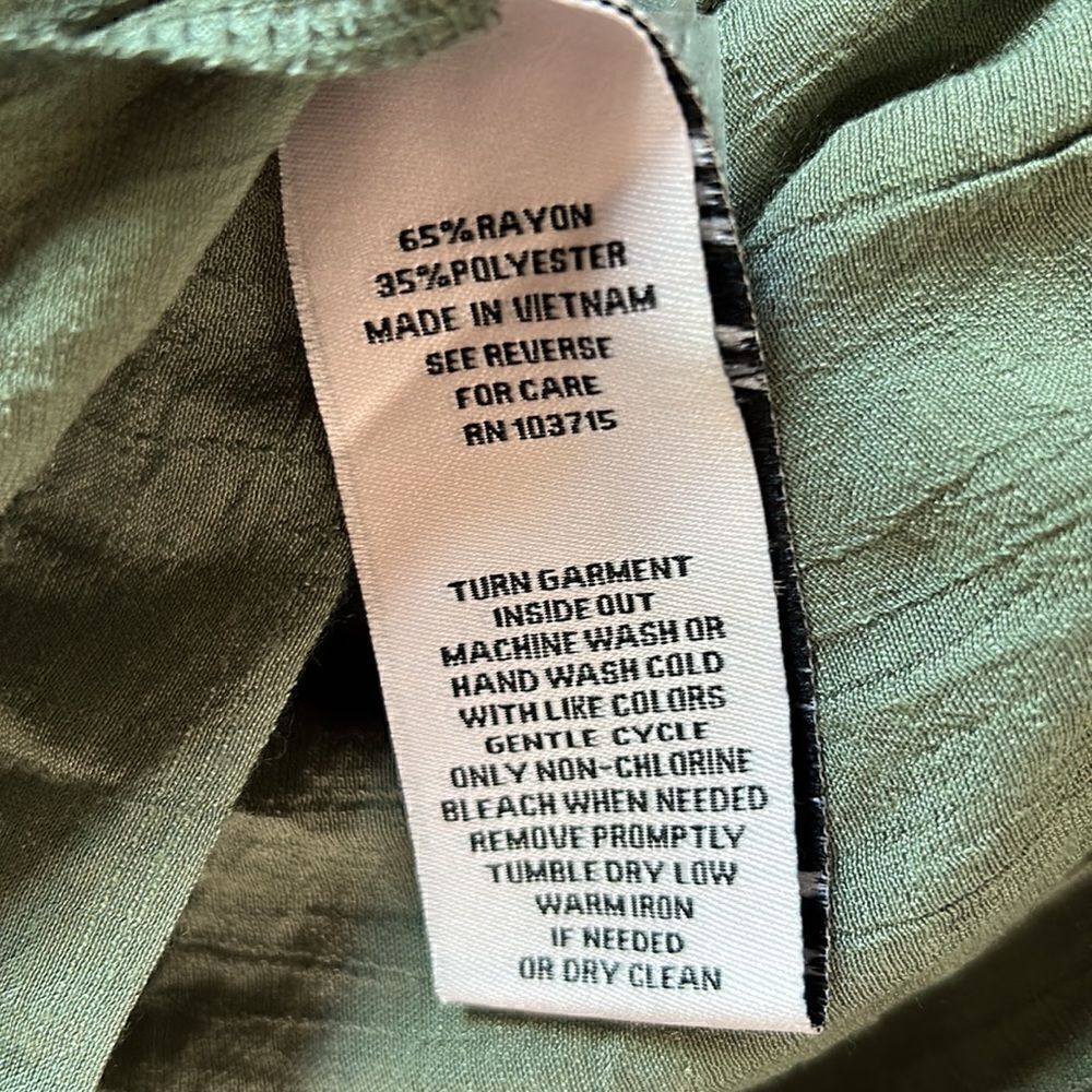 NEW Nanette Lepore Sage Green Tank Top - Picture 6 of 6